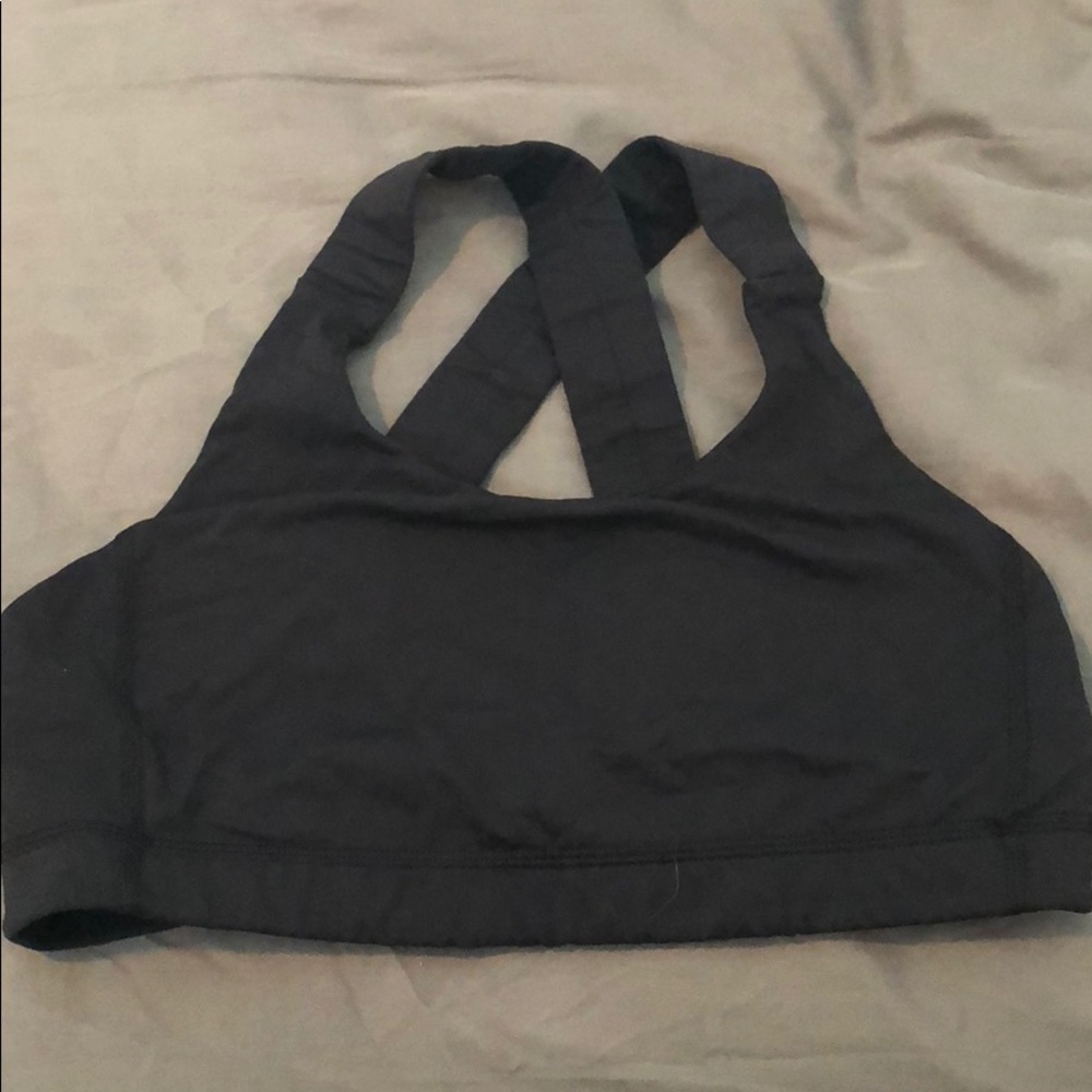 Lululemon sports bra